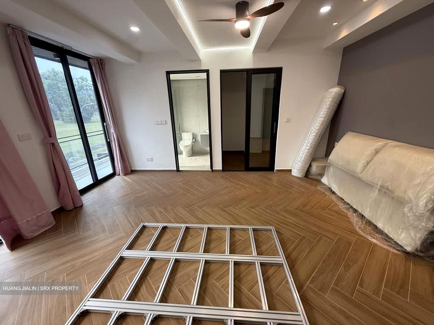 Mandai Garden (D26), Detached #632409311